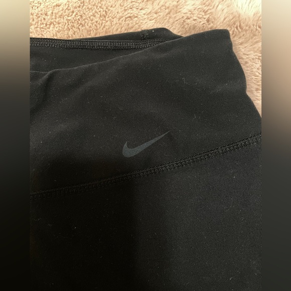 Nike dri fit leggings - Picture 3 of 4